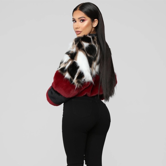 FashionNova - “Be Fur Real Colourblock Jacket” - Picture 4 of 4
